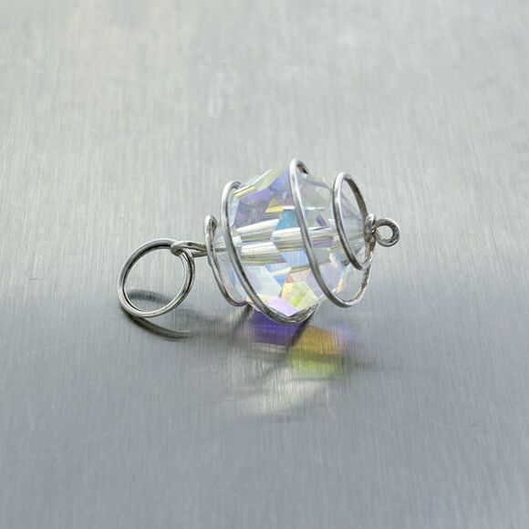 Vintage Silver Tone Wire Wrapped Aurora Borealis Crystal Pendant - Picture 4 of 5